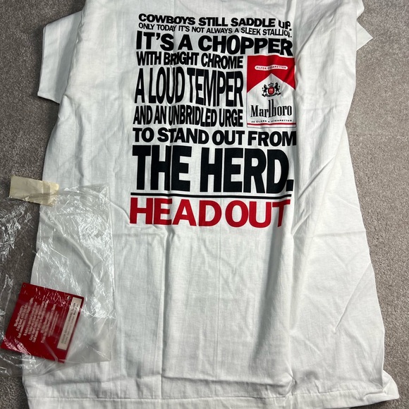 Vintage Marlboro White‎ Graphic T-Shirt New with tags
